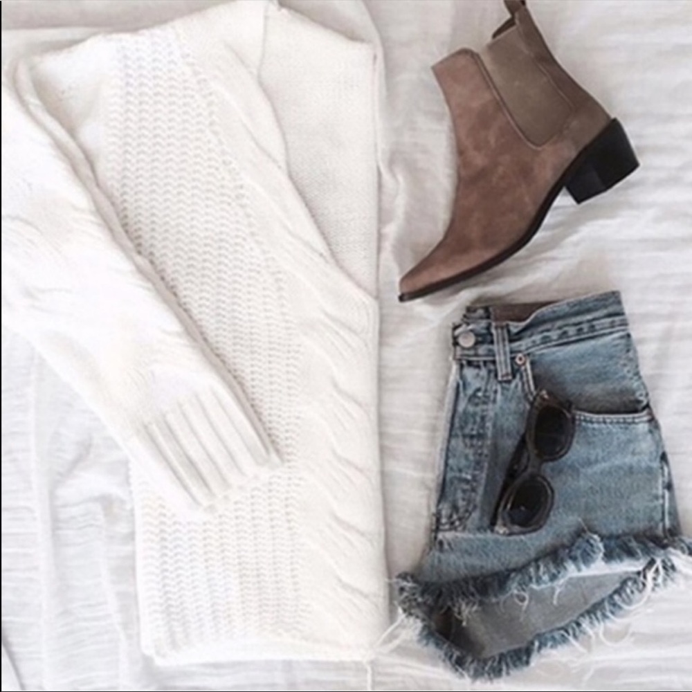 Cable knit sweater v neck classic white - Picture 2 of 8